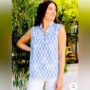 Lennon top blue and white pattern